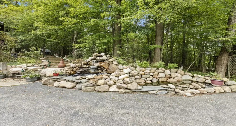27 acres, west falls, orchard park, kissing bridge