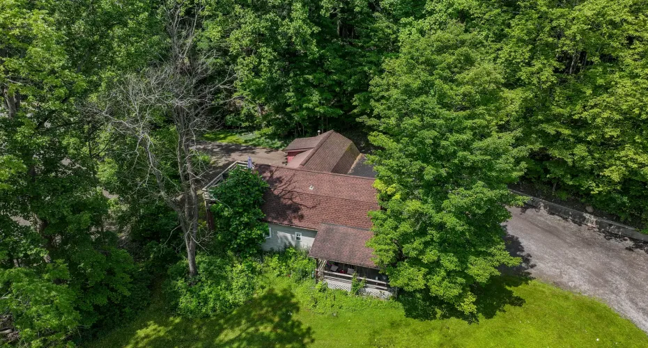 27 acres, west falls, orchard park, kissing bridge
