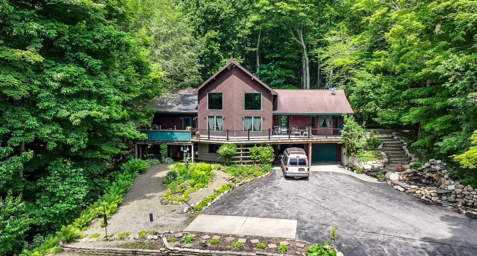 27 acres, west falls, orchard park, kissing bridge