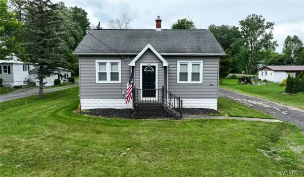 7091 Transit Rd, Clarence, New York, 14051, 2 Bedrooms Bedrooms, 6 Rooms Rooms,1 BathroomBathrooms,House/Single Family,For Rent,Transit,0,1030