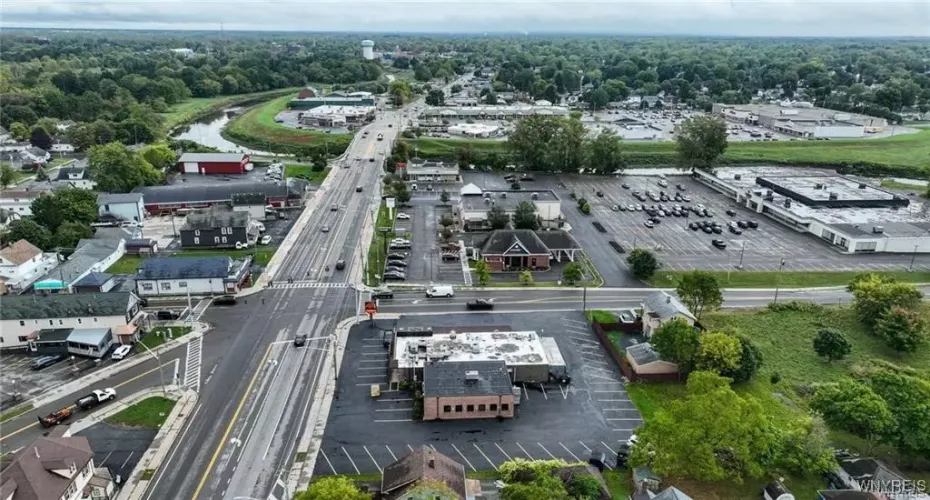 5055 Broadway St, Lancaster, New York, 14086, 0 , 0 ,2 BathroomsBathrooms,Restaurant,For Sale,Broadway,0,1038