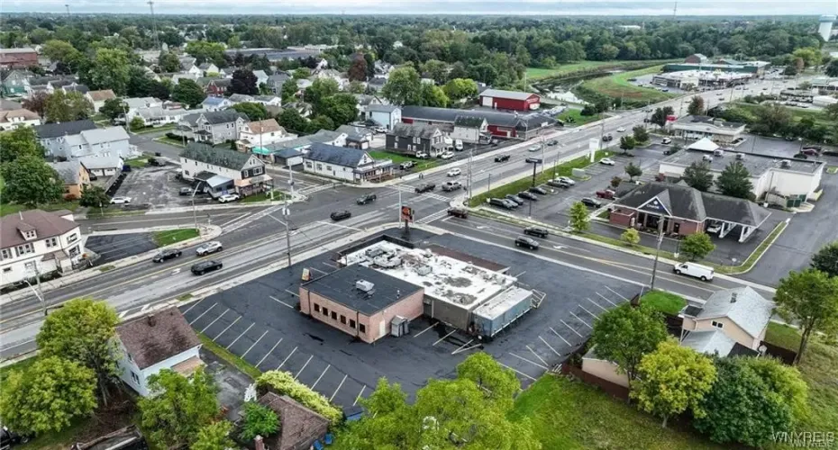 5055 Broadway St, Lancaster, New York, 14086, 0 , 0 ,2 BathroomsBathrooms,Restaurant,For Sale,Broadway,0,1038