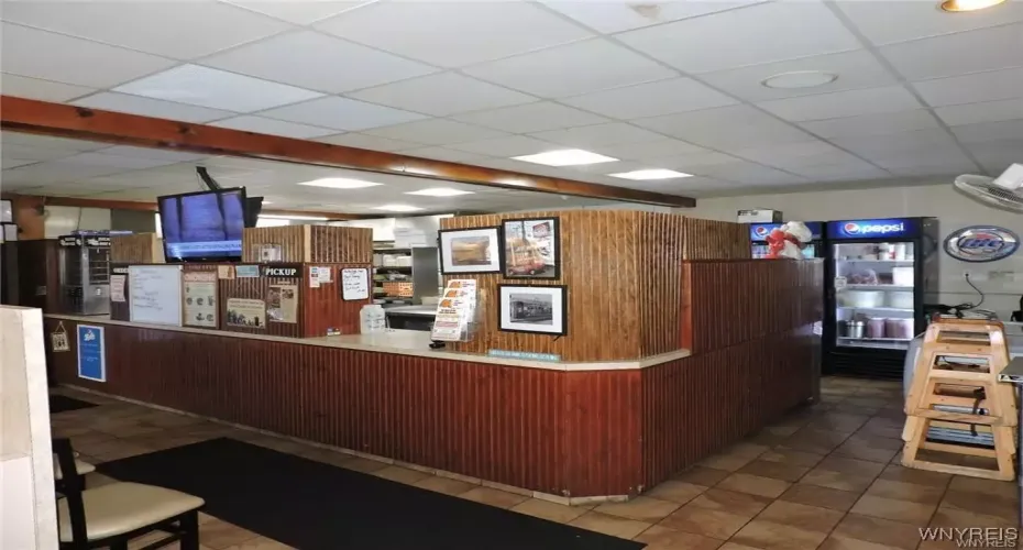 5055 Broadway St, Lancaster, New York, 14086, 0 , 0 ,2 BathroomsBathrooms,Restaurant,For Sale,Broadway,0,1038